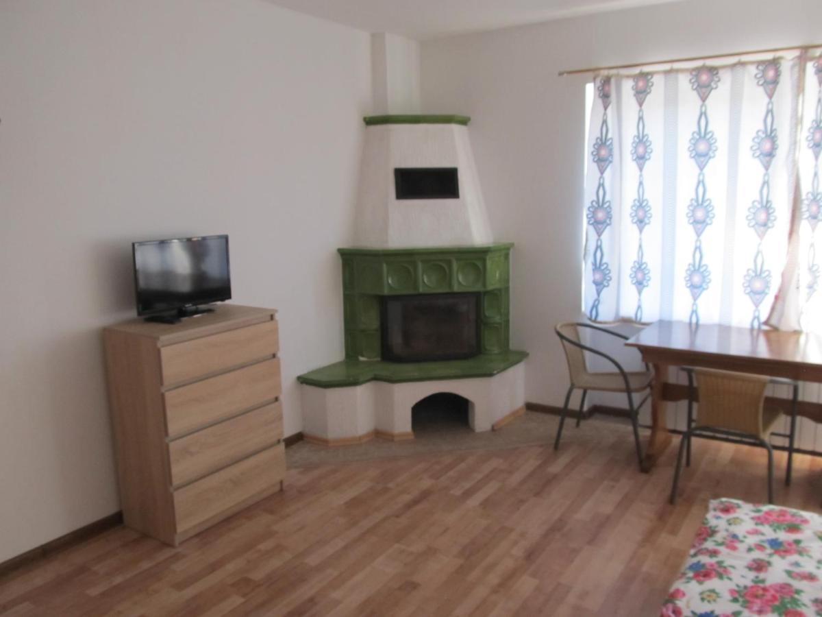 Czarna Owca Hotell Wisła Rom bilde
